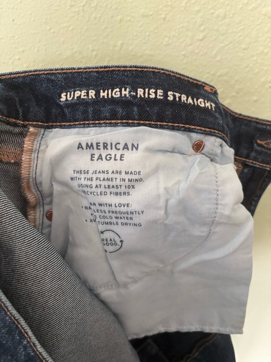 American Eagle Outfitters Super High Rise Straight Leg Jeans - Picture 4 of 7